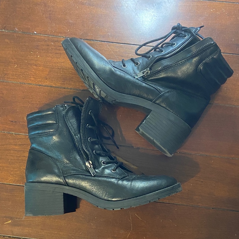 Women's Black Leather Ankle Boots